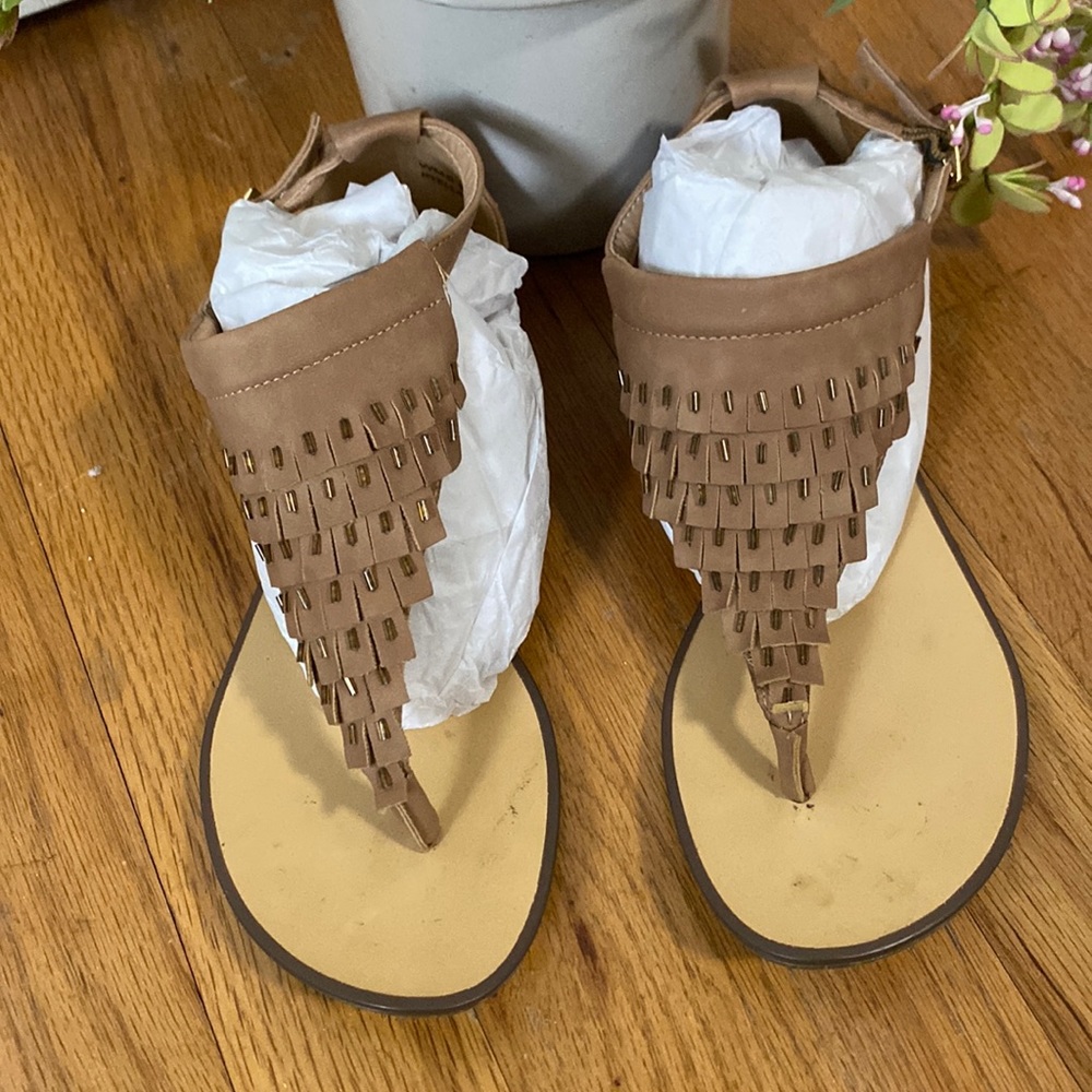 Thong Sandals by REPORT-Size 6